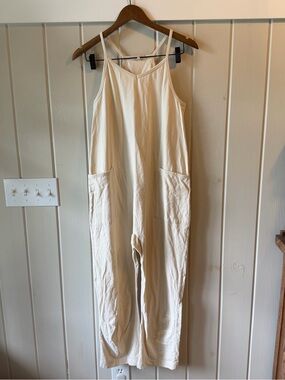Cream Sleeveless Jumpsuit with Pockets, Free People Look-Alike, Size Large